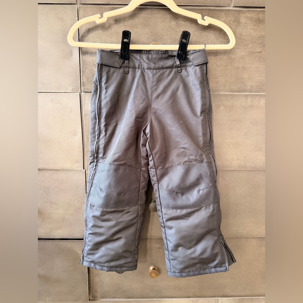 Cat & Jack Boy quilted snow pants with zipper sides